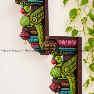 WOODEN HANDCRAFTED FEATHER PARROT WALL BRACKET