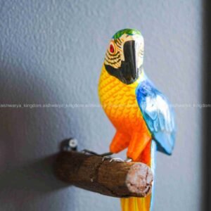 ROOT PARROT