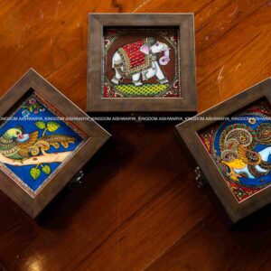 TANJORE GLASS PAINTING JEWEL BOX
