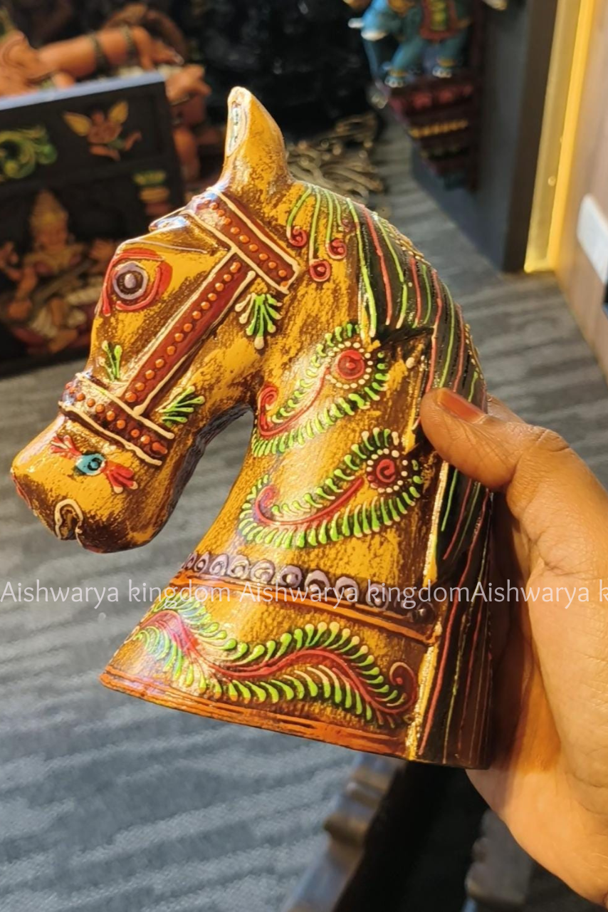 Handicrafted Wooden Horse Head Table top