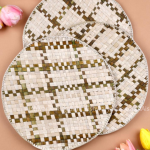 HANDCRAFTED SCREW PINE ROUND TABLE MATS