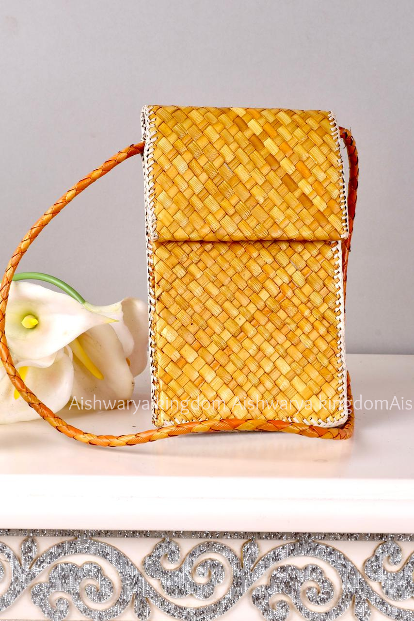 Screw Pine Mobile Bag | Eco-Friendly Handwoven Bag