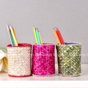 SCREW PINE PEN HOLDER