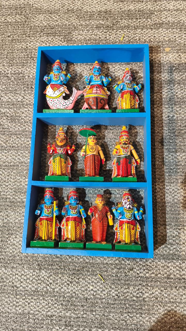 Dasavatharam Frame 15 Inches