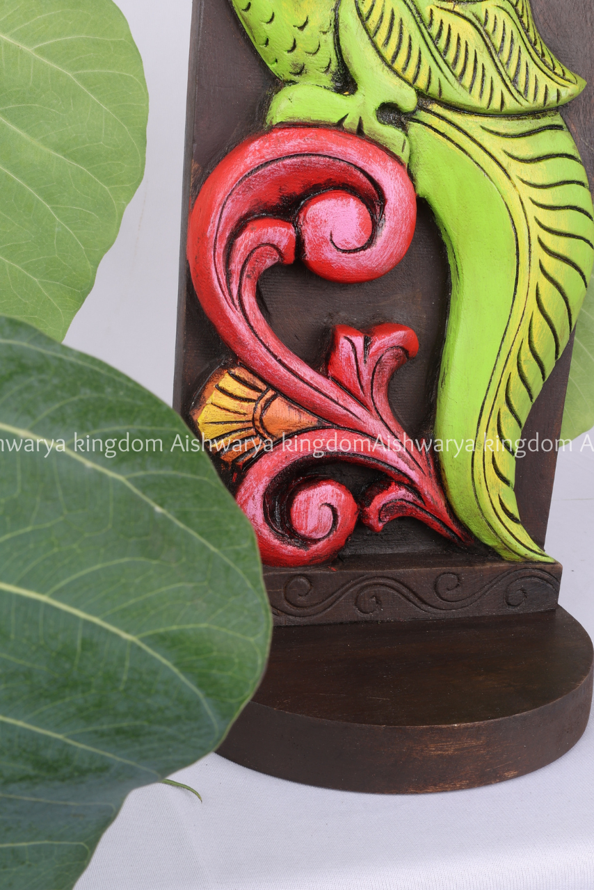 SINGLE PARROT WITH SLAB