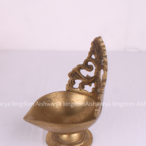 Brass Flower Vilakku