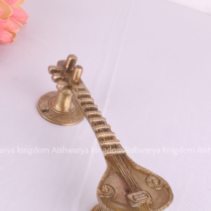 Brass Veena Door Handle