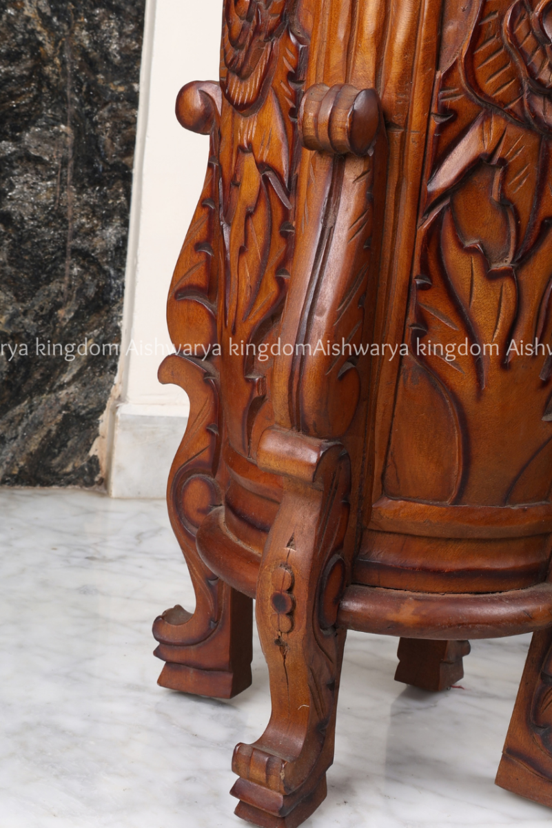 Wooden carved round pedestal stand rose design